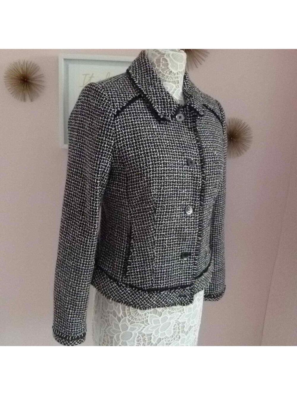 LKNW White house black market black/white blazer 2 fringe tweed metallic 10